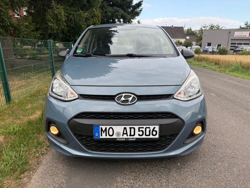 i10