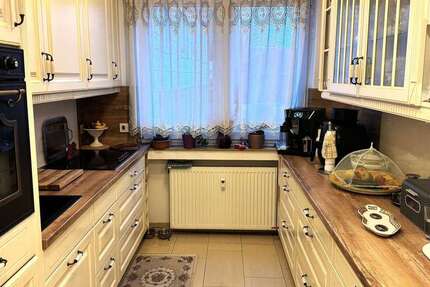 Wohnung zum Kaufen in Duisburg 158.000 € 75 m² 3 zimmer