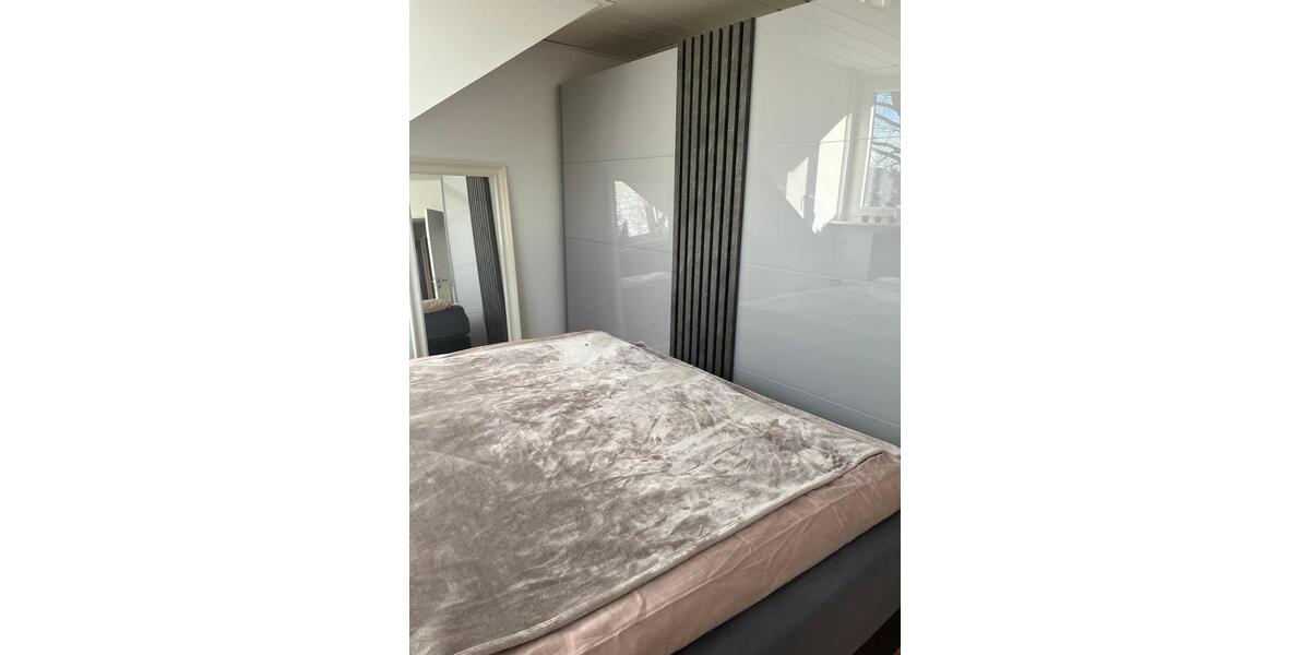 Dachgeschoßwohnung Bochum Günnigfeld - 3.5 Zimmer, 90 m&sup2;, 249.000&euro; | Angebot:25638269