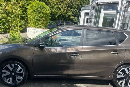 Nissan Pulsar 72.000 km 9.290 € Essen 45326