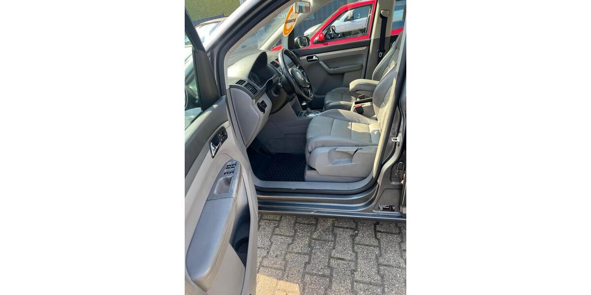 VW Touran 160.500 km 4.799 &euro; Witten 58454