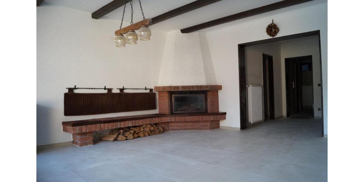 Kernsaniertes Einfamilien-Endhaus mit Garage 7 zimmer