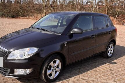Skoda Fabia 154.500 km 4.900 &euro; Duisburg 47229