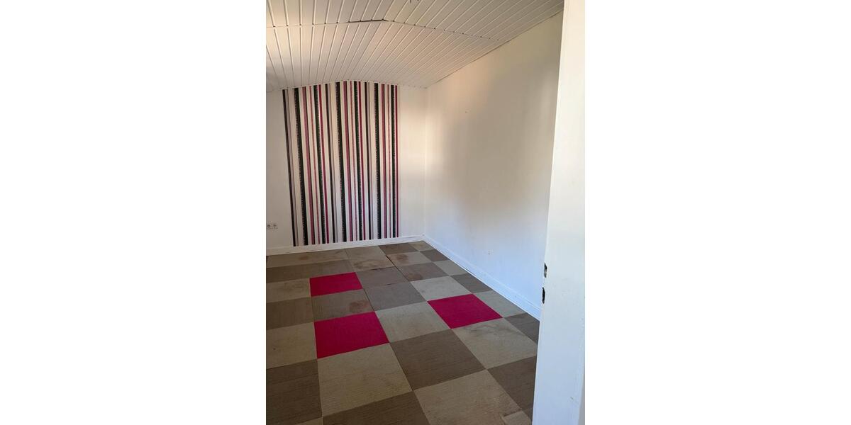 Erdgeschoßwohnung Mülheim an der Ruhr Mellinghofen - 1 Zimmer, 1.350&euro; | Angebot:27611912