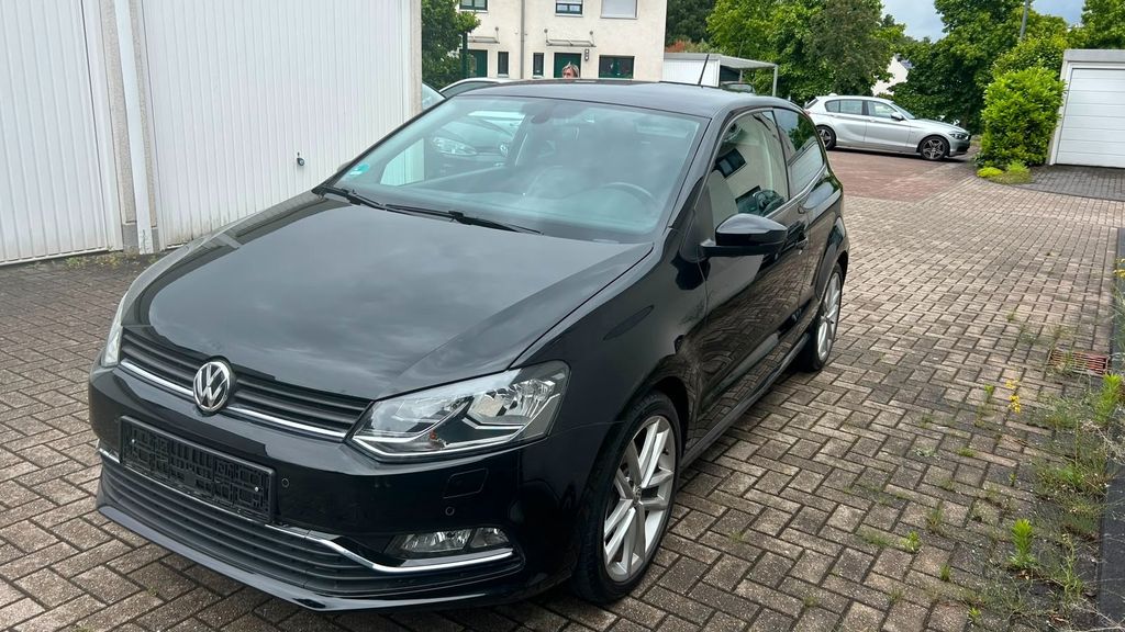 VW Polo 68.720 km 10.499 &euro; Essen 45355