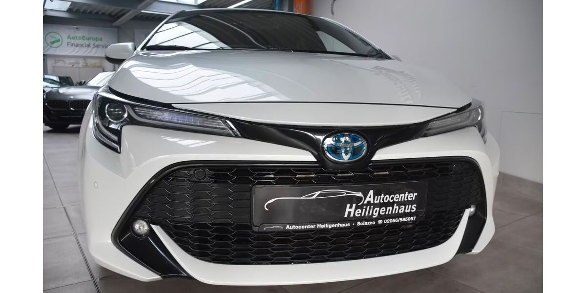Toyota Corolla 17.814 km 20.980 &euro; Heiligenhaus 42579