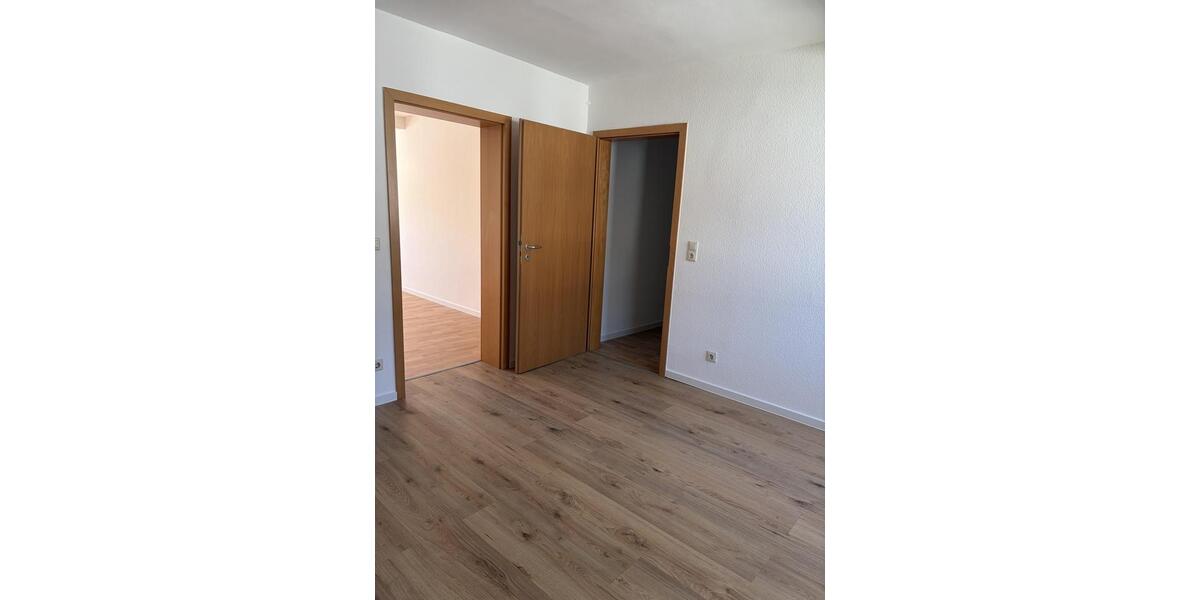 Dachgeschoßwohnung Duisburg - 2 Zimmer, 47 m&sup2;, 470&euro; | Angebot:26427157