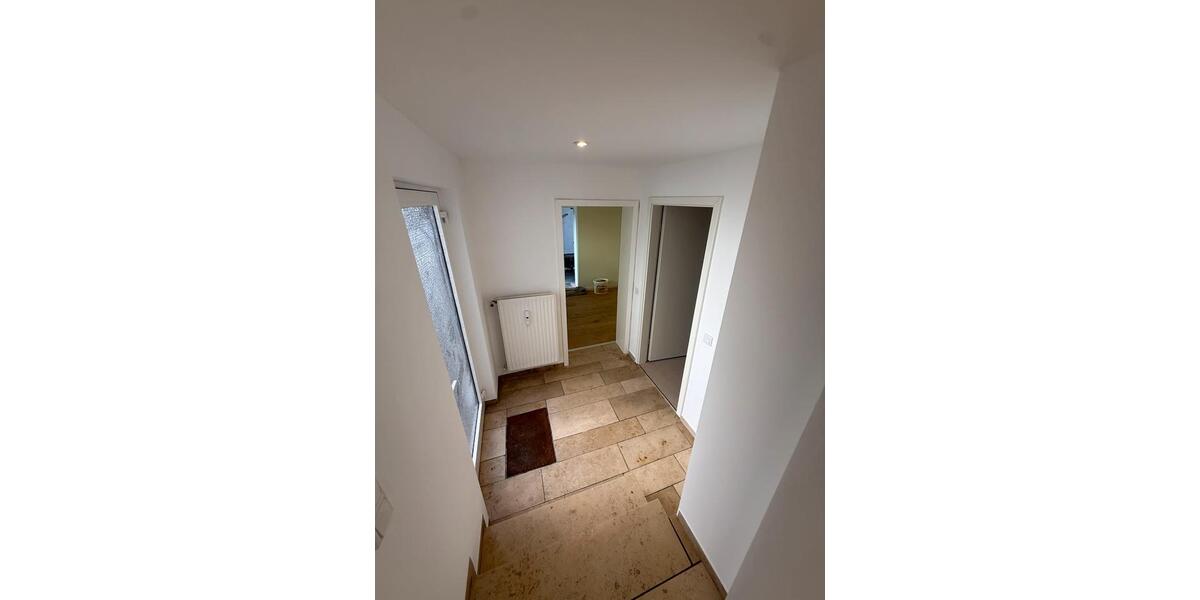 Erdgeschoßwohnung Bochum Wiemelhausen - 4 Zimmer, 125 m&sup2;, 1.680&euro; | Angebot:27596772