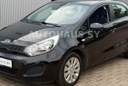 Kia Rio 64.000 km 5.970 &euro; Castrop-Rauxel 44575