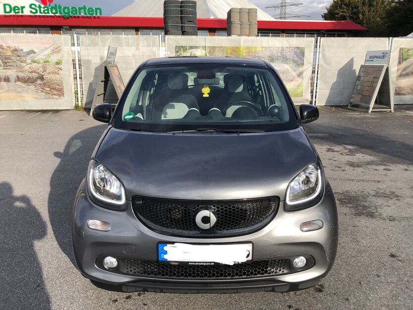 Smart ForFour 107.000 km 7.900 € Essen 45327