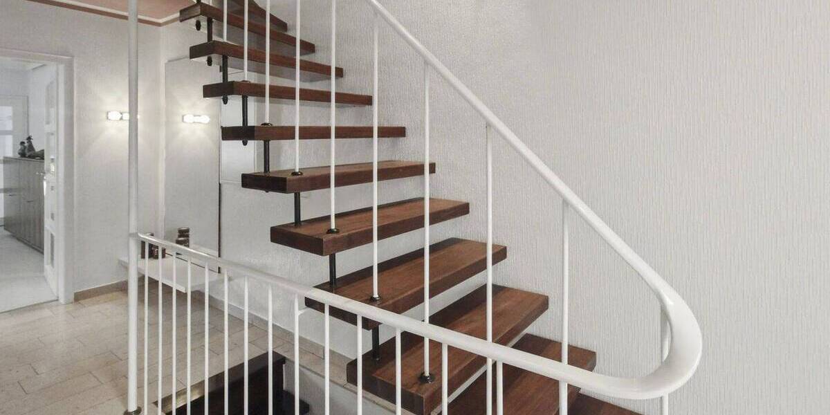 Reihenmittelhaus Moers Hülsdonk - 5 Zimmer, 115 m&sup2;, 345.000&euro; | Angebot:26789182