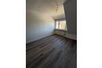 Dachgeschoßwohnung Oberhausen - 2 Zimmer, 50 m&sup2;, 590&euro; | Angebot:26405960