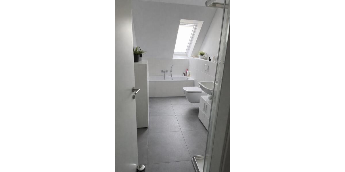Reihenhaus Bottrop Feldhausen - 5 Zimmer, 130 m&sup2;, 2.025&euro; | Angebot:25910687