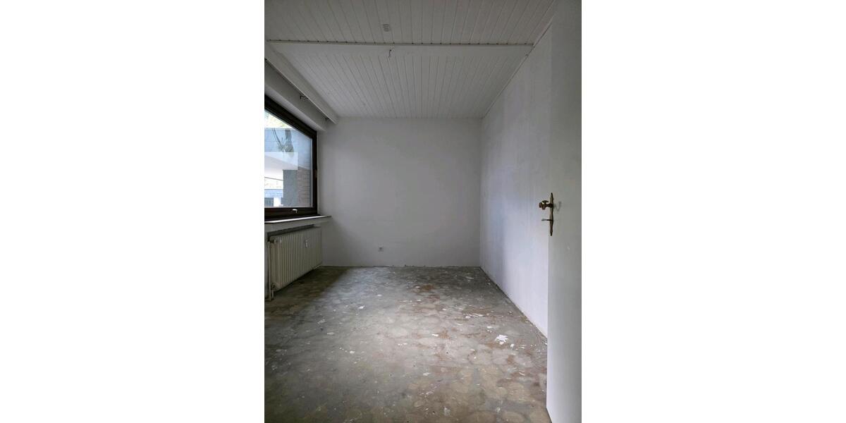 Hochparterre Neukirchen-Vluyn Vluyn - 4 Zimmer, 93 m&sup2;, 210.000&euro; | Angebot:26186590