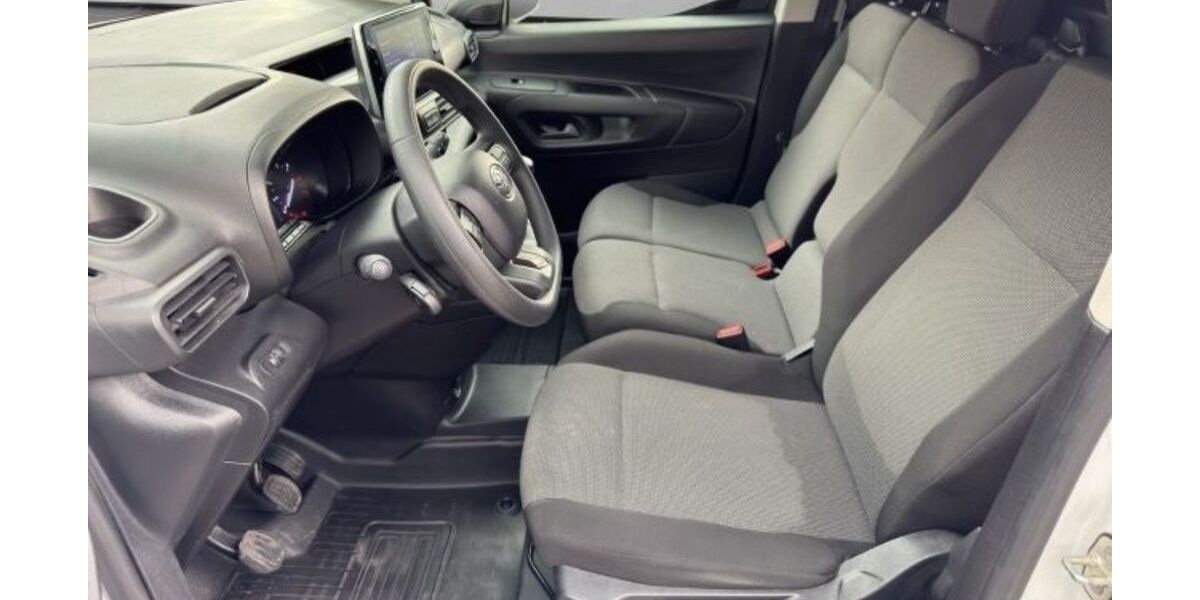 Toyota Proace City 25.800 km 18.500 &euro; Essen 45276