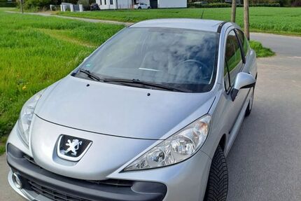 Peugeot 207 137.000 km 1.700 &euro; Recklinghausen 45665