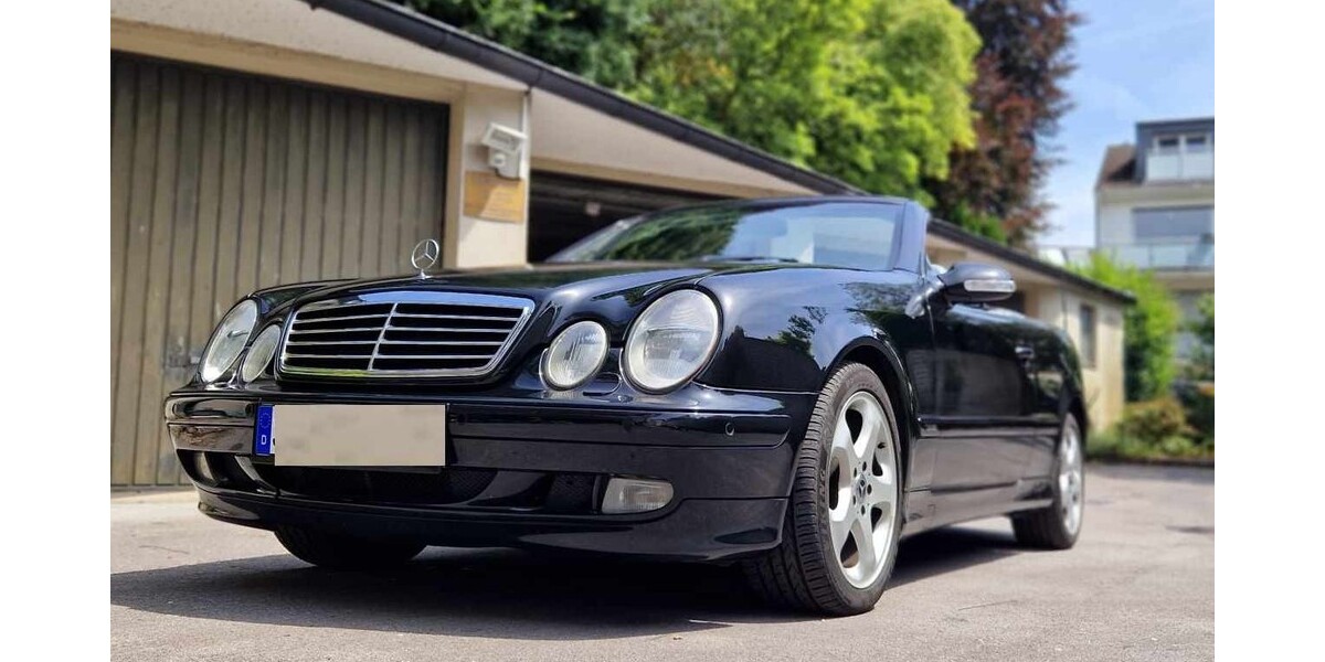 Mercedes-Benz CLK 320 165.500 km 10.490 &euro; Moers 47441