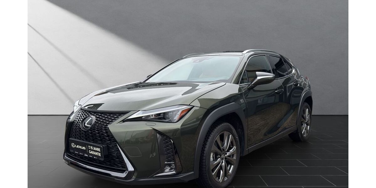 Lexus UX 22.471 km 31.950 &euro; Wesel 46485