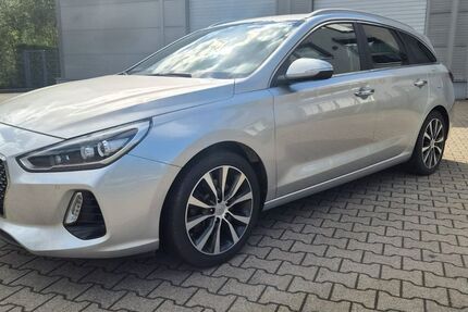 Hyundai i30 105.518 km 13.599 &euro; Essen 45329