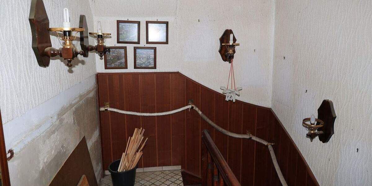 Schönes altes Zechenhaus, sanierungsbedürftig mit Potenzial 4 zimmer