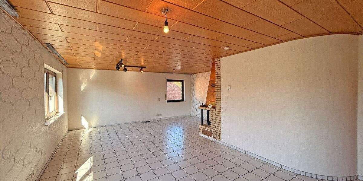 Etagenwohnung Dinslaken Bruch - 4 Zimmer, 115 m&sup2;, 259.000&euro; | Angebot:25684457