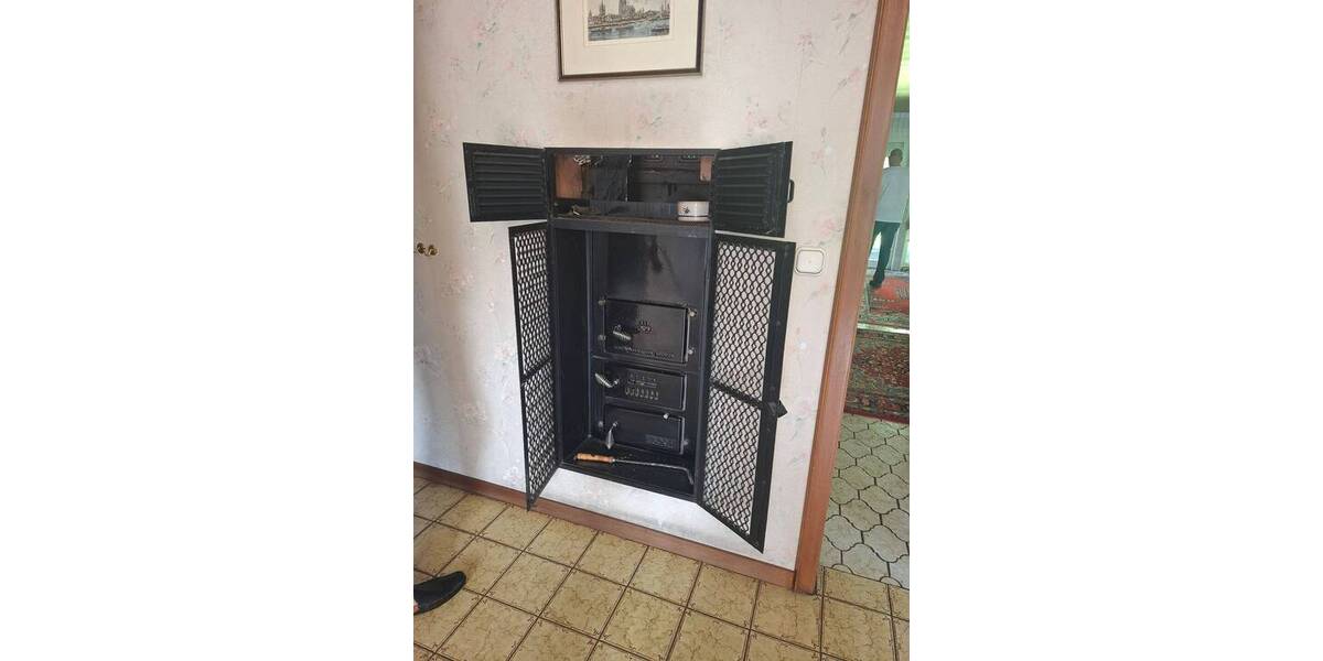 Freistehendes Ein-Zweifamilienhaus mit Garten, Sauna und Kellerbar in ruhiger Sackgasse in Moers-Kapellen zimmer