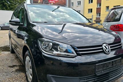 VW Touran 210.000 km 6.300 &euro; Essen 45144