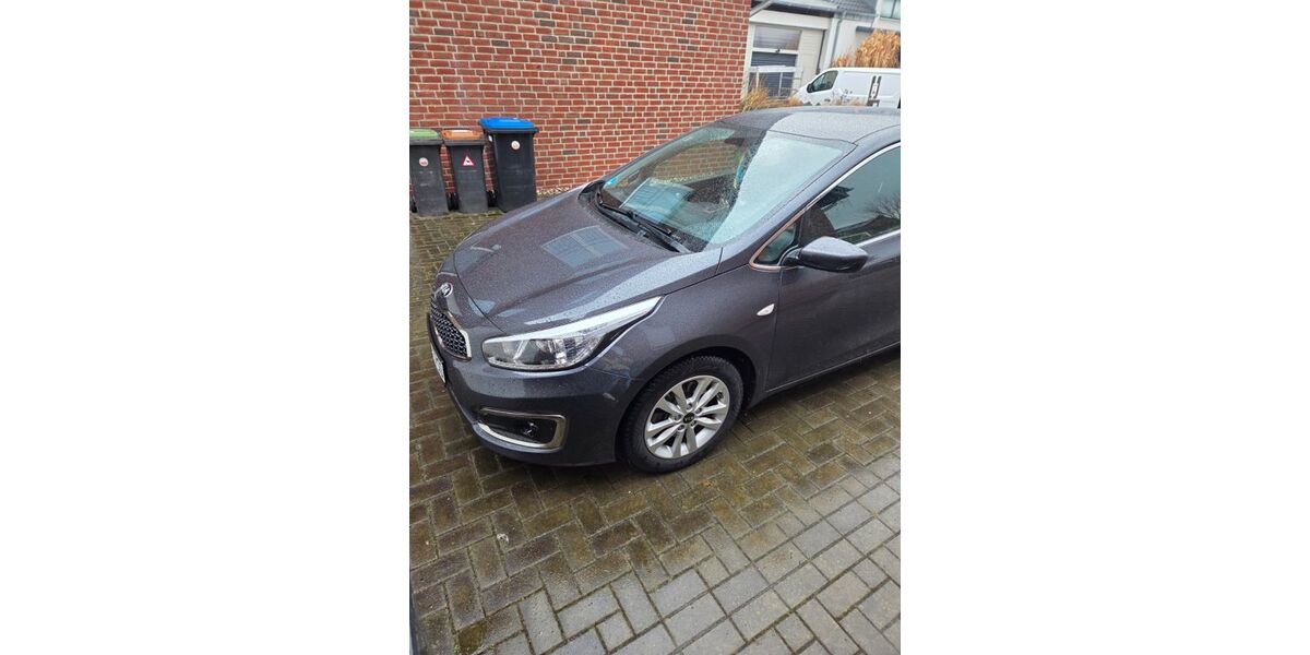 Kia ceed / Ceed 100.933 km 10.900 &euro; Wesel 46483