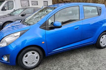 Chevrolet Spark 97.000 km 2.990 &euro; Recklinghausen 45659