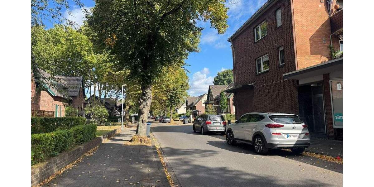 Gepflegtes, voll vermietetes Mehrfamilienhaus inkl. 2 Gewerbeeinheiten in Moers 2 zimmer