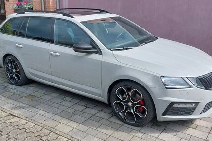 Skoda Octavia 169.600 km 17.555 € Moers 47445