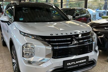 Mitsubishi Outlander 5.550 km 48.990 &euro; Gelsenkirchen 45881