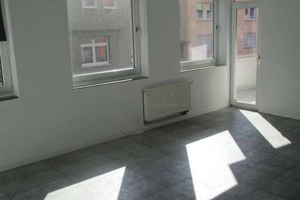 Wohnung Essen Rüttenscheid - 3 Zimmer, 73 m&sup2;, 600&euro; | Angebot:25625777