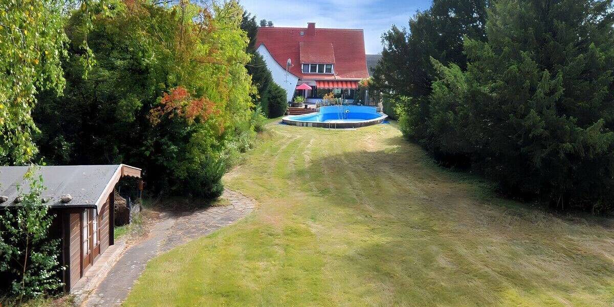 Einzigartige Liegenschaft in Moers-Vennikel: Wo Charme auf Großzügigkeit trifft! 9 zimmer