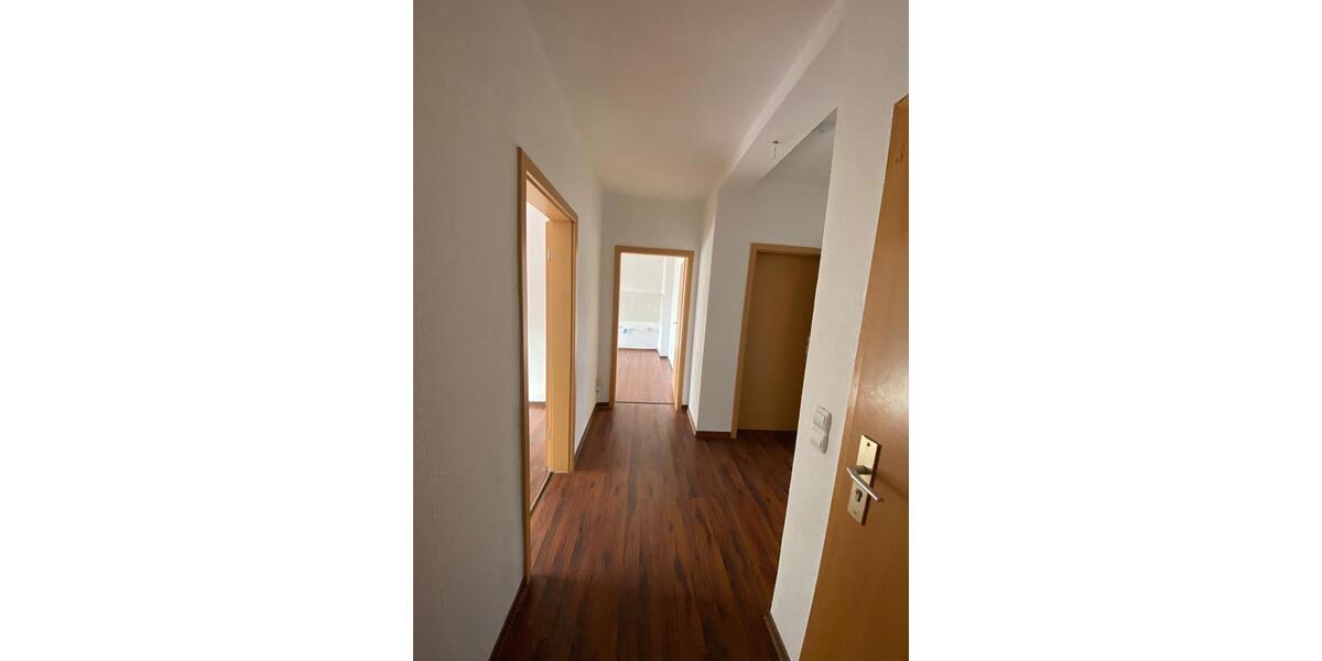 Etagenwohnung Duisburg Mittelmeiderich - 1 Zimmer, 68 m&sup2;, 99.000&euro; | Angebot:25611402