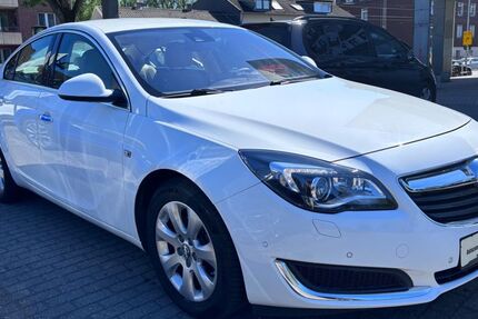 Opel Insignia 96.000 km 8.800 &euro; Mülheim / Ruhr 45473