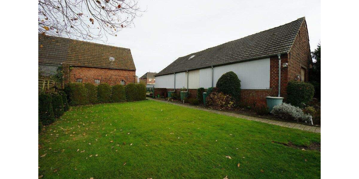 Rheinberg-Ossenberg: Sanierungsbedürftiges Schmuckstück 5 zimmer