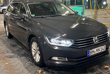 VW Passat 249.000 km 12.400 € Dinslaken 46535