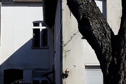 Haus Duisburg Essenberg - 9 Zimmer, 207 m&sup2;, 250.000&euro; | Angebot:24774566