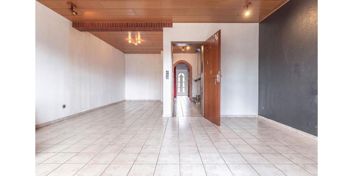 Reihenhaus Wesel - 3 Zimmer, 93 m&sup2;, 1.420&euro; | Angebot:27618846