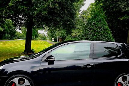 VW Golf 159.000 km 8.690 &euro; Oberhausen 46149