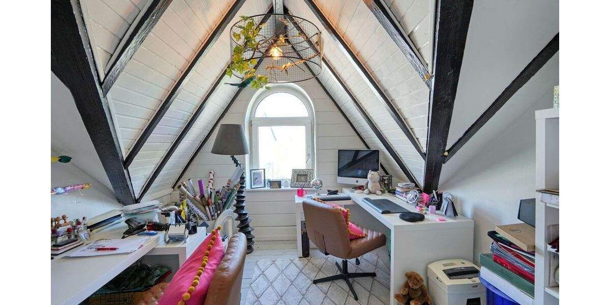 Mehrfamilienhaus, Wohnhaus Bochum Sevinghausen - 9 Zimmer, 310 m&sup2;, 795.000&euro; | Angebot:24765975