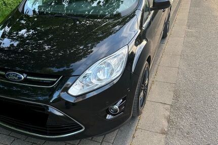 Ford C-Max 207.000 km 3.100 &euro; Essen 45355