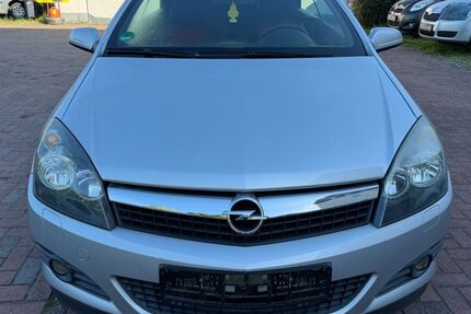 Opel Astra 85.000 km 3.999 &euro; recklinghausen 45665