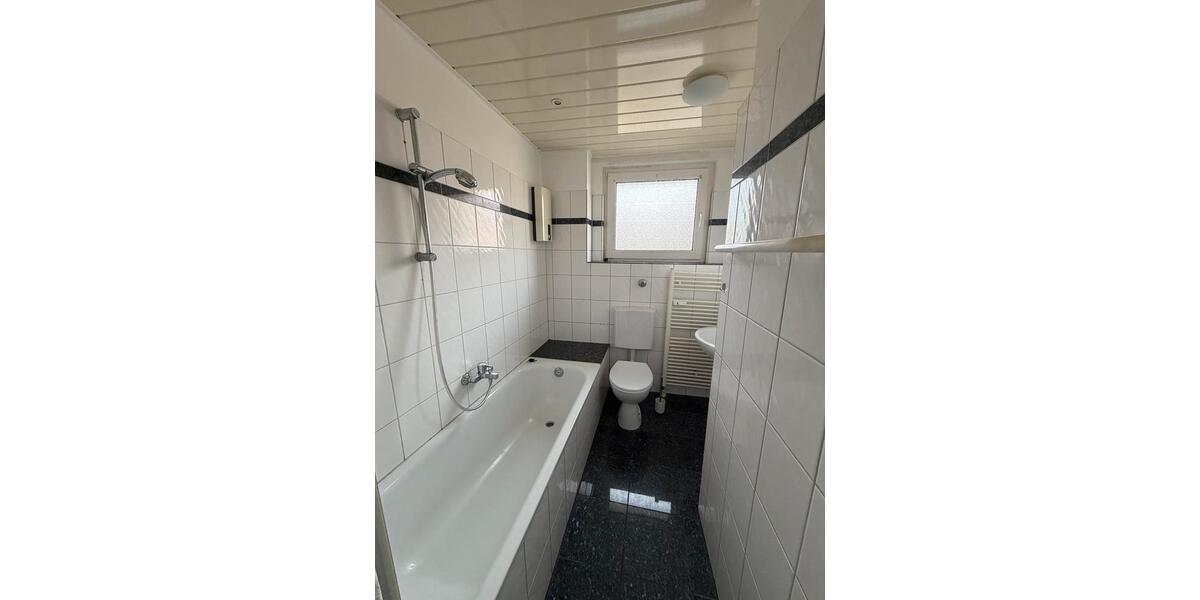 Dachgeschoßwohnung Gelsenkirchen Resse - 3.5 Zimmer, 79 m&sup2;, 570&euro; | Angebot:25173088