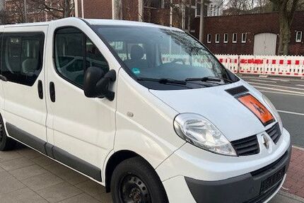 Renault Trafic 235.000 km 8.271 &euro; Essen 45138