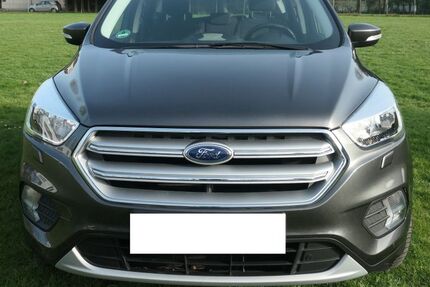 Ford Kuga 42.140 km 11.800 &euro; Mülheim Ruhr 45475