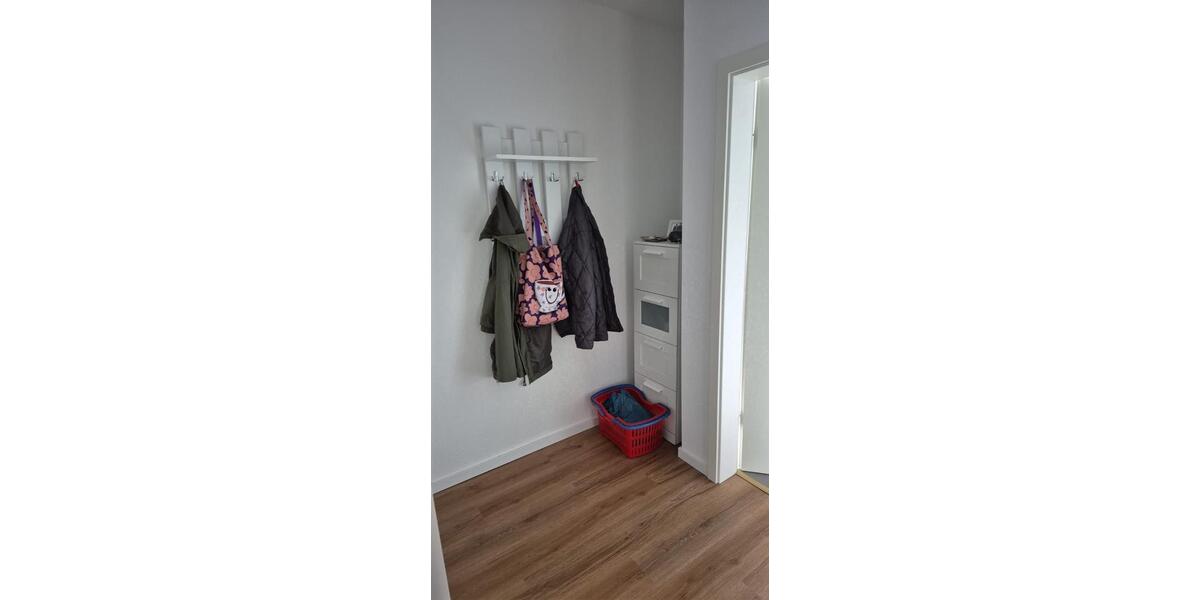 Erdgeschoßwohnung Essen Stadtbezirk IV - 3.5 Zimmer, 75 m&sup2;, 1.125&euro; | Angebot:26355296