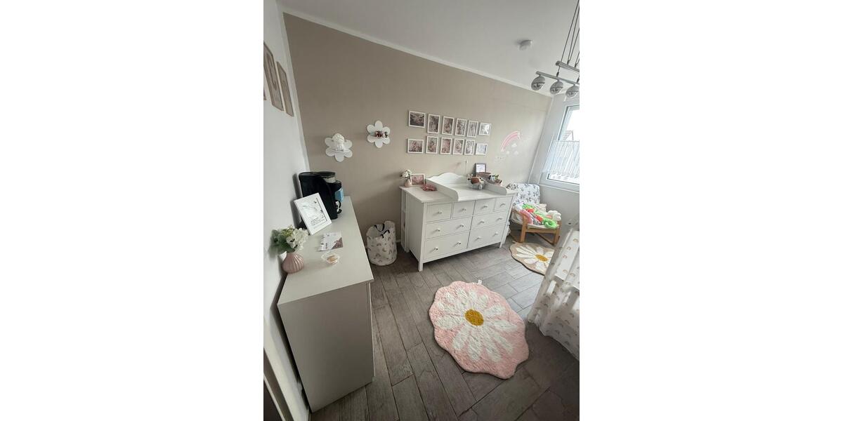 Doppelhaushälfte Oberhausen Biefang - 7 Zimmer, 161 m&sup2;, 1.950&euro; | Angebot:27615887