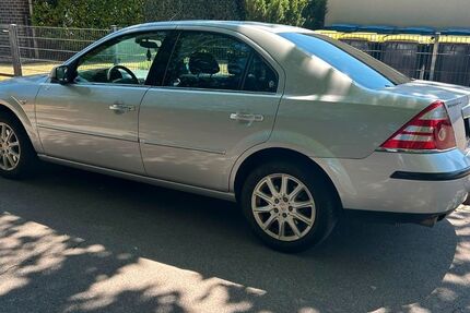 Ford Mondeo 156.300 km 1.800 &euro; Gelsenkirchen 45891